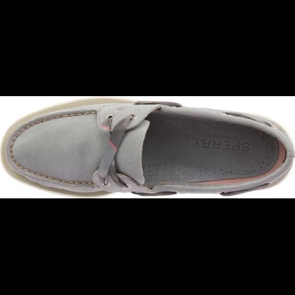 Sperry Top-Sider Original 2-Eye Varsity Boat Shoe - Picture 3 of 7